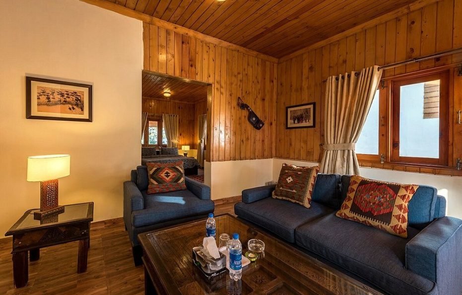 Cedarwood Hotel and Resort in Shogran