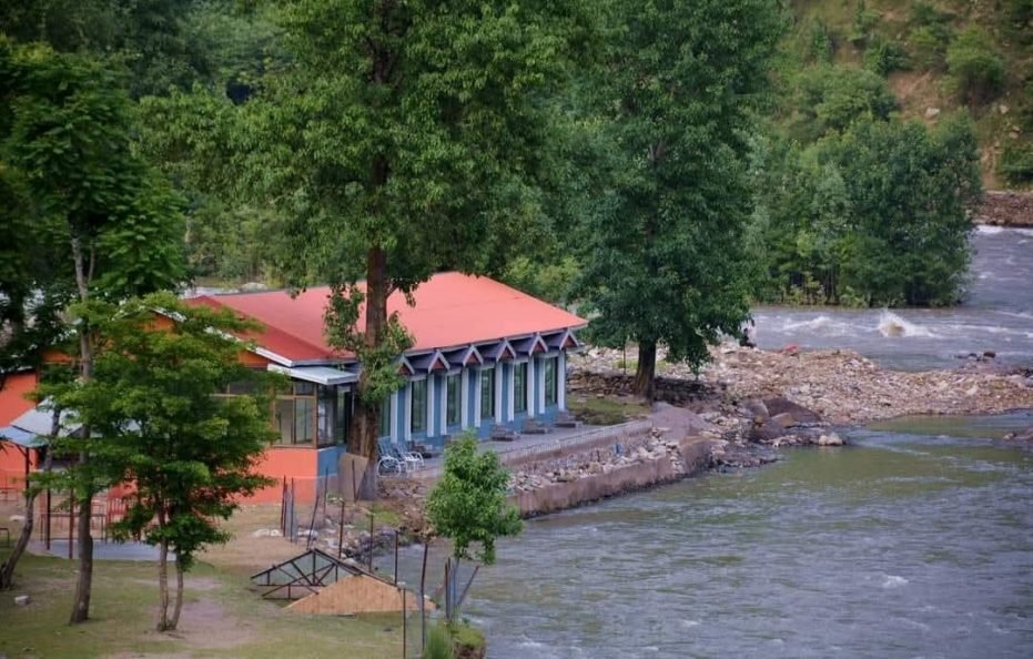 Keran Retreat Hotel
